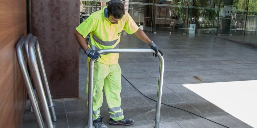  MOVILIDAD SOSTENIBLE AMPLÍA LA RED DE APARCABICIS EN SEIS BARRIOS DE LA CIUDAD