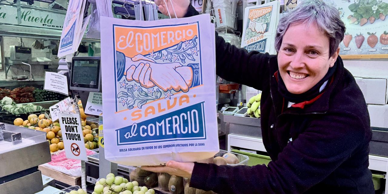  El Mercado Central se suma a la campaña  ‘El comercio salva al comercio’ 